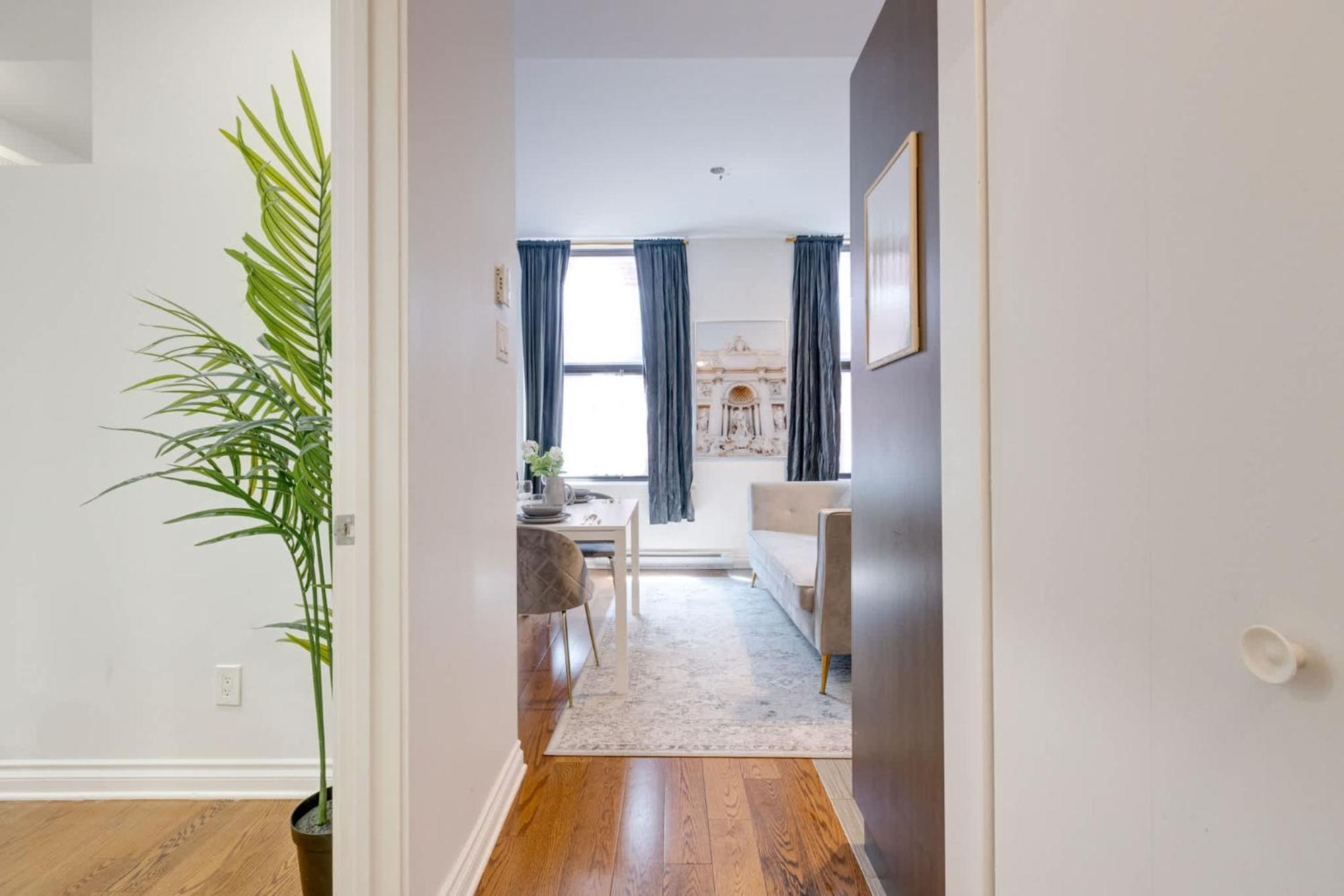M11 - Stylish & Cozy 2Bdr In Plateau Montreal Apartman Kültér fotó