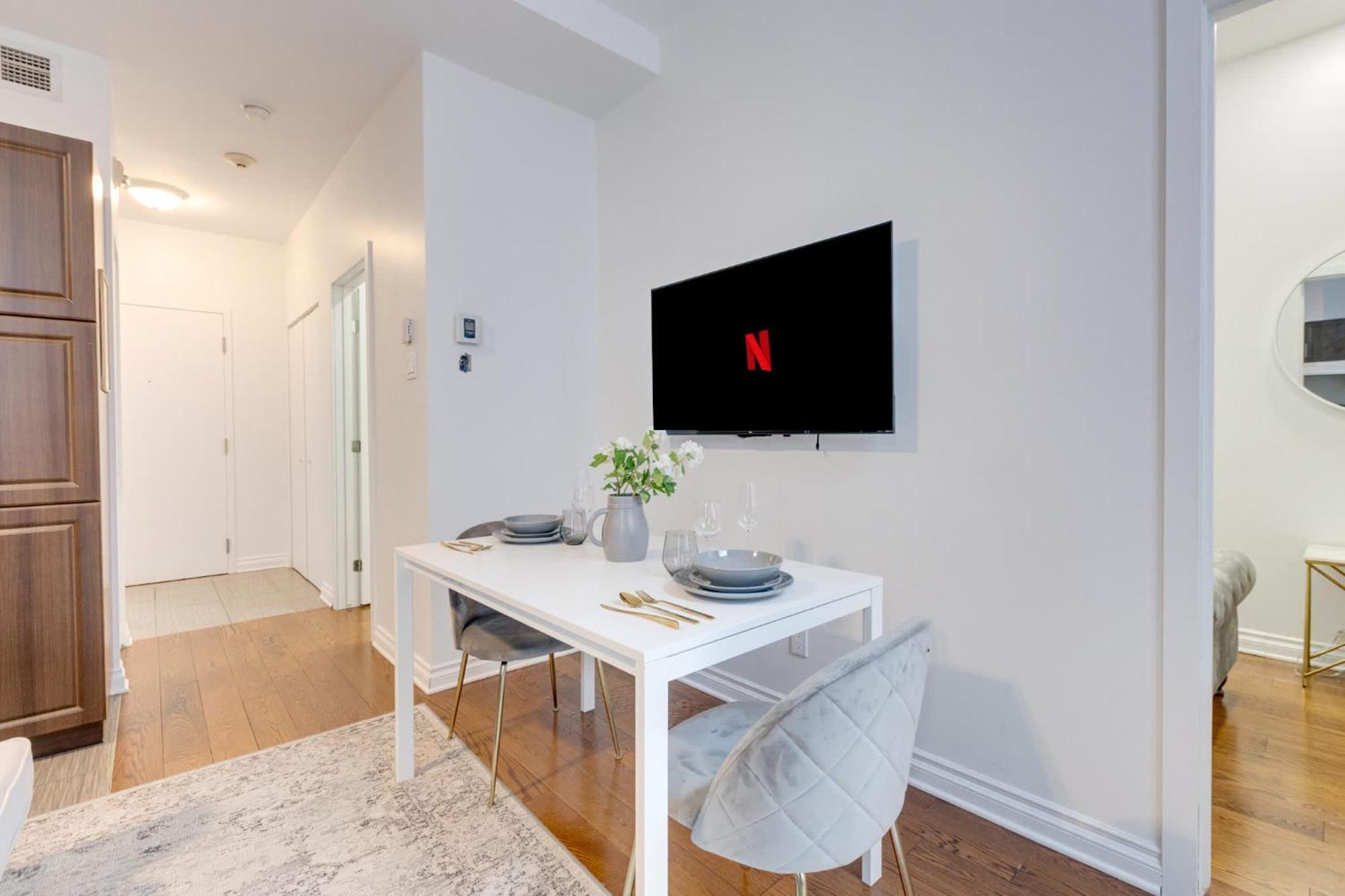 M11 - Stylish & Cozy 2Bdr In Plateau Montreal Apartman Kültér fotó